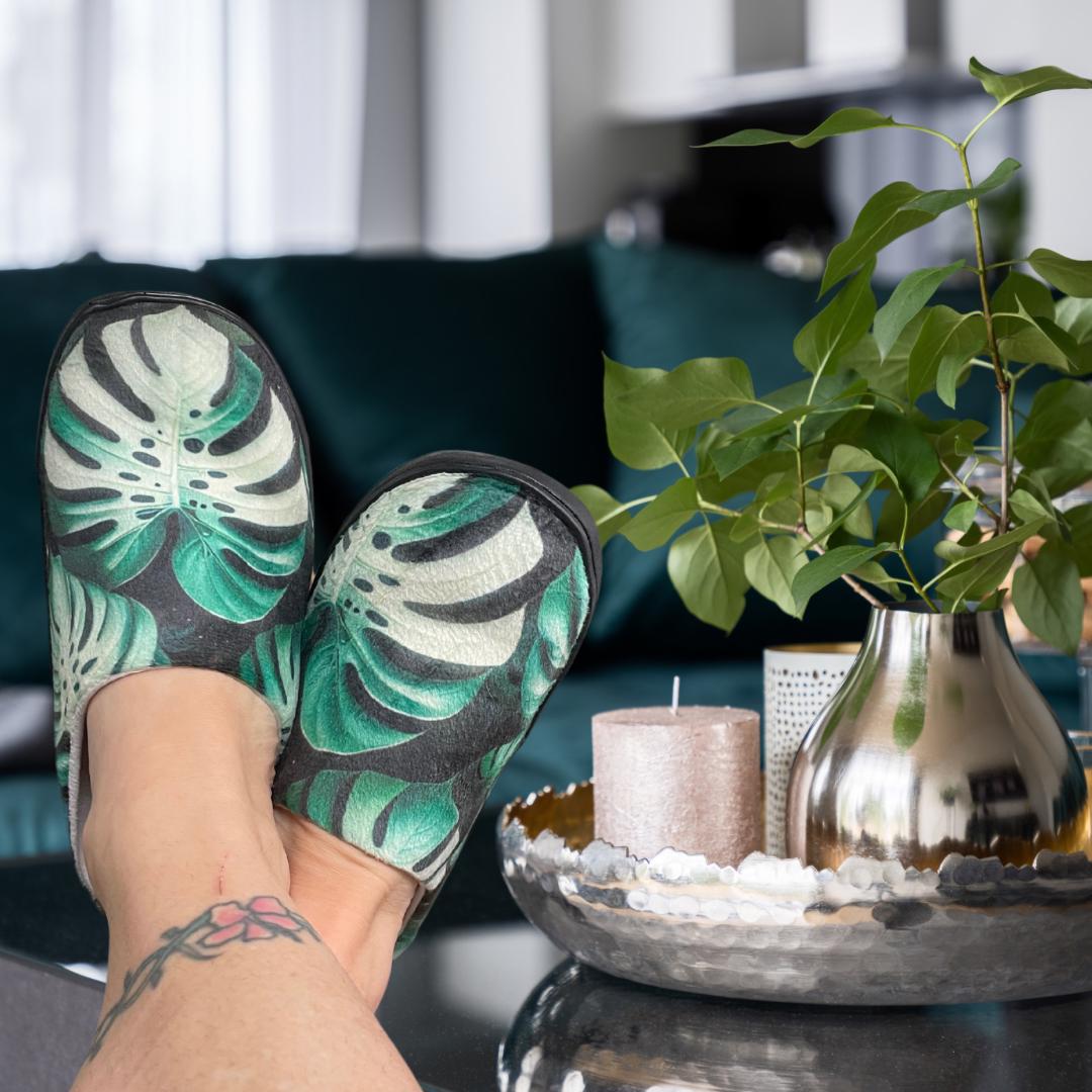 Indoor Monstera Slippers